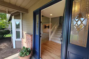 23926 25th Dr SE, Bothell, WA 98021 - Photo 3