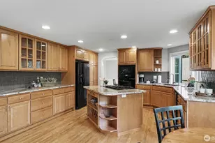 23926 25th Dr SE, Bothell, WA 98021 - Photo 9