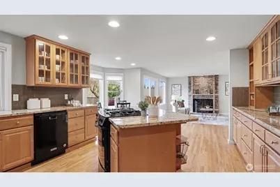 23926 25th Drive SE, Bothell, WA 98021 - Photo 11