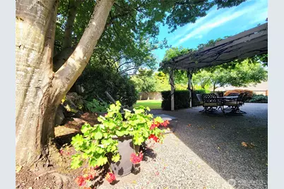 23926 25th Drive SE, Bothell, WA 98021 - Photo 31
