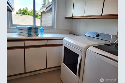 23926 25th Drive SE, Bothell, WA 98021 - Photo 35