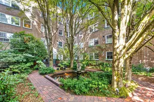 1631 16th Ave, Seattle, WA 98122 - Photo 3