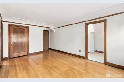 1631 16th Avenue #110, Seattle, WA 98122 - Photo 15