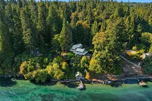 9588 Green Spot Pl NE, Bainbridge Island, WA 98110 - Photo 5