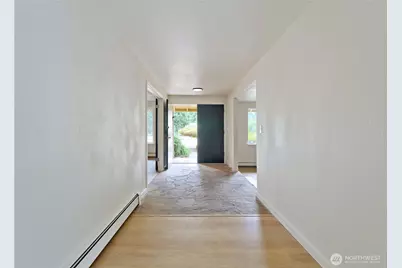 9802 58th Avenue Ct E, Puyallup, WA 98373 - Photo 3