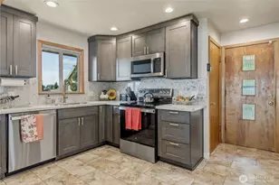 2040 Browns Point Blvd, Tacoma, WA 98422 - Photo 11