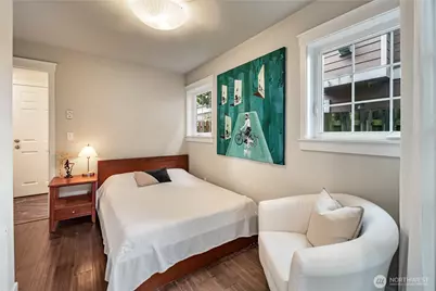 128 B 25th Avenue E, Seattle, WA 98112 - Photo 19