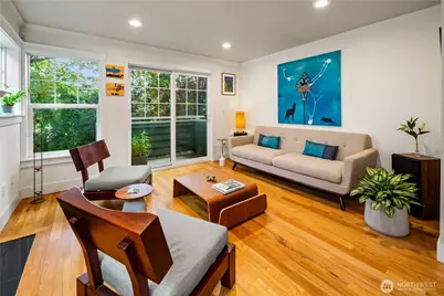128 B 25th Avenue E, Seattle, WA 98112 - Photo 3