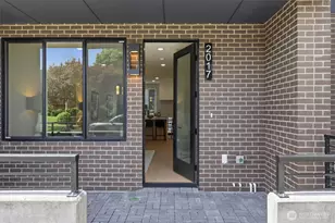 2017 Minor Ave E, Seattle, WA 98102 - Photo 5