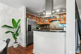 11052 NE 33rd Pl, Bellevue, WA 98004 - Photo 13