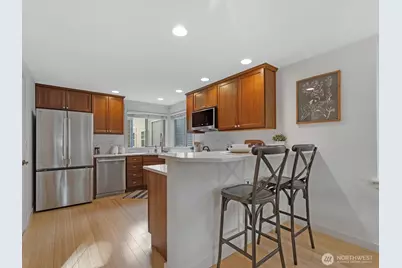 8554 A Mary Avenue NW, Seattle, WA 98117 - Photo 3