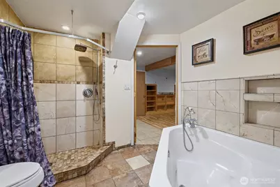4125 Tracyton Beach Road NW, Bremerton, WA 98310 - Photo 23
