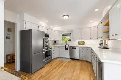 18750 Fjord Drive NE, Poulsbo, WA 98370 - Photo 19