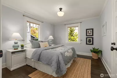 1107 4th Avenue N, Seattle, WA 98109 - Photo 29