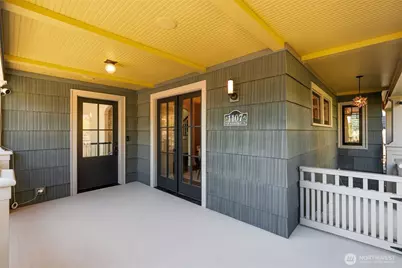 1107 4th Avenue N, Seattle, WA 98109 - Photo 5