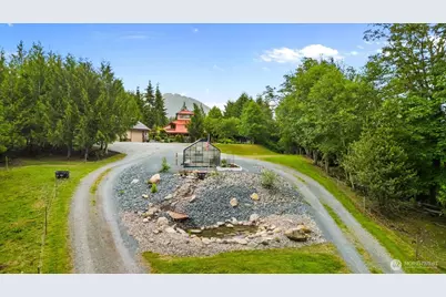 27346 Lake Cavanaugh Road, Mount Vernon, WA 98274 - Photo 3