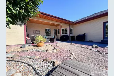 108 N Western Avenue, Wenatchee, WA 98801 - Photo 23