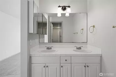 1160 Monroe Avenue NE #A2, Renton, WA 98056 - Photo 29