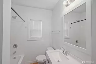 4259 Greenwood Ave N, Seattle, WA 98103 - Photo 19