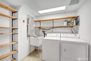 8814 14th Ave SW, Seattle, WA 98106 - Photo 19