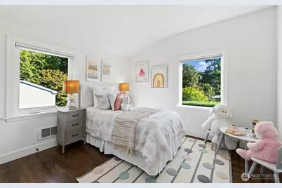 6202 Ravenna Avenue NE, Seattle, WA 98115 - Photo 21