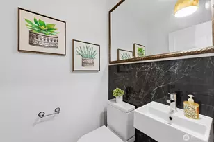 6202 Ravenna Ave NE, Seattle, WA 98115 - Photo 17