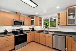 2903 Forest View Ct S, Puyallup, WA 98374 - Photo 11