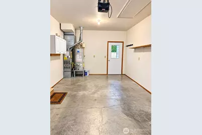911 NW Leisure Lane, Bremerton, WA 98311 - Photo 17
