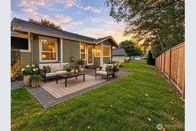 911 NW Leisure Lane, Bremerton, WA 98311 - Photo 19