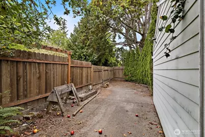 10231 41st Avenue SW, Seattle, WA 98146 - Photo 33
