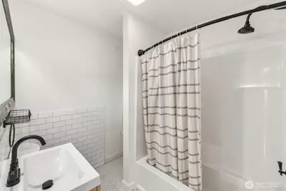 1102 6th Avenue SW, Puyallup, WA 98371 - Photo 15