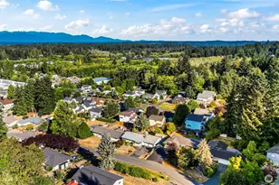 1908 NE Bentley Dr, Bremerton, WA 98311 - Photo 27