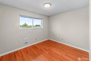 1908 NE Bentley Dr, Bremerton, WA 98311 - Photo 19