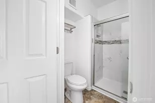 410 E Scott St, Aberdeen, WA 98520 - Photo 25