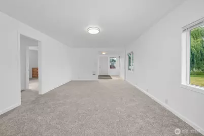 410 E Scott Street, Aberdeen, WA 98520 - Photo 9