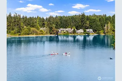 1804 Eagle Harbor Lane NE #4, Bainbridge Island, WA 98110 - Photo 33
