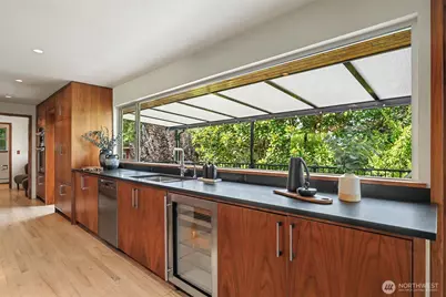 4108 NE 96th Street, Seattle, WA 98115 - Photo 9