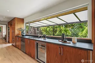 4108 NE 96th St, Seattle, WA 98115 - Photo 9