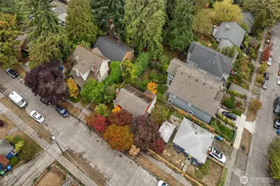 8 W Fulton Street, Seattle, WA 98119 - Photo 27