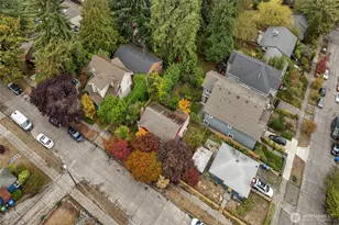 8 W Fulton St, Seattle, WA 98119 - Photo 27