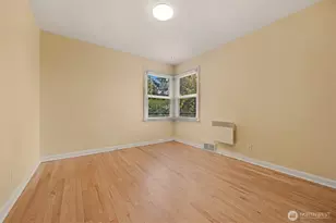 8 W Fulton St, Seattle, WA 98119 - Photo 13