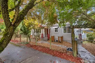 8 W Fulton St, Seattle, WA 98119 - Photo 3