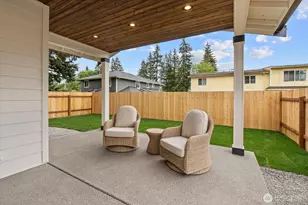 4805 238th St SW, Mountlake Terrace, WA 98043 - Photo 33
