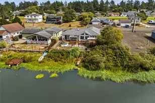 365 Canal Dr NE, Ocean Shores, WA 98569 - Photo 29