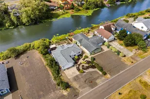 365 Canal Dr NE, Ocean Shores, WA 98569 - Photo 25