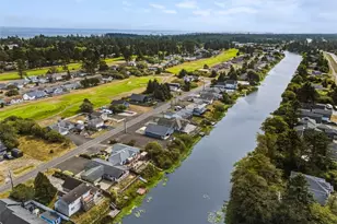 365 Canal Dr NE, Ocean Shores, WA 98569 - Photo 31