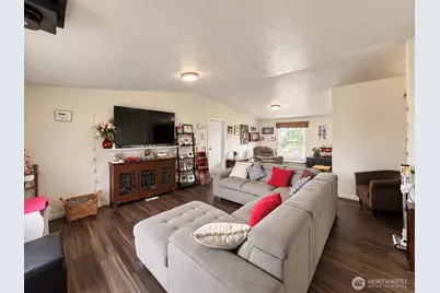 2207 W Parks Lane, Othello, WA 99344 - Photo 11