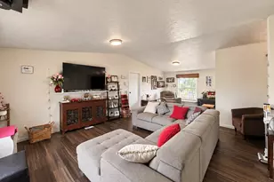 2207 W Parks Ln, Othello, WA 99344 - Photo 11