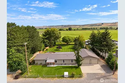 2207 W Parks Lane, Othello, WA 99344 - Photo 1