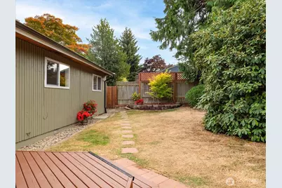 9626 Laurel Lane, Edmonds, WA 98020 - Photo 27